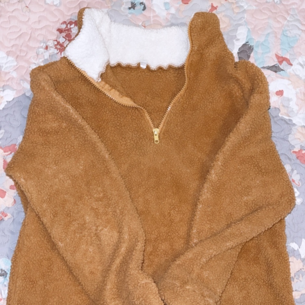 Brown Pull over